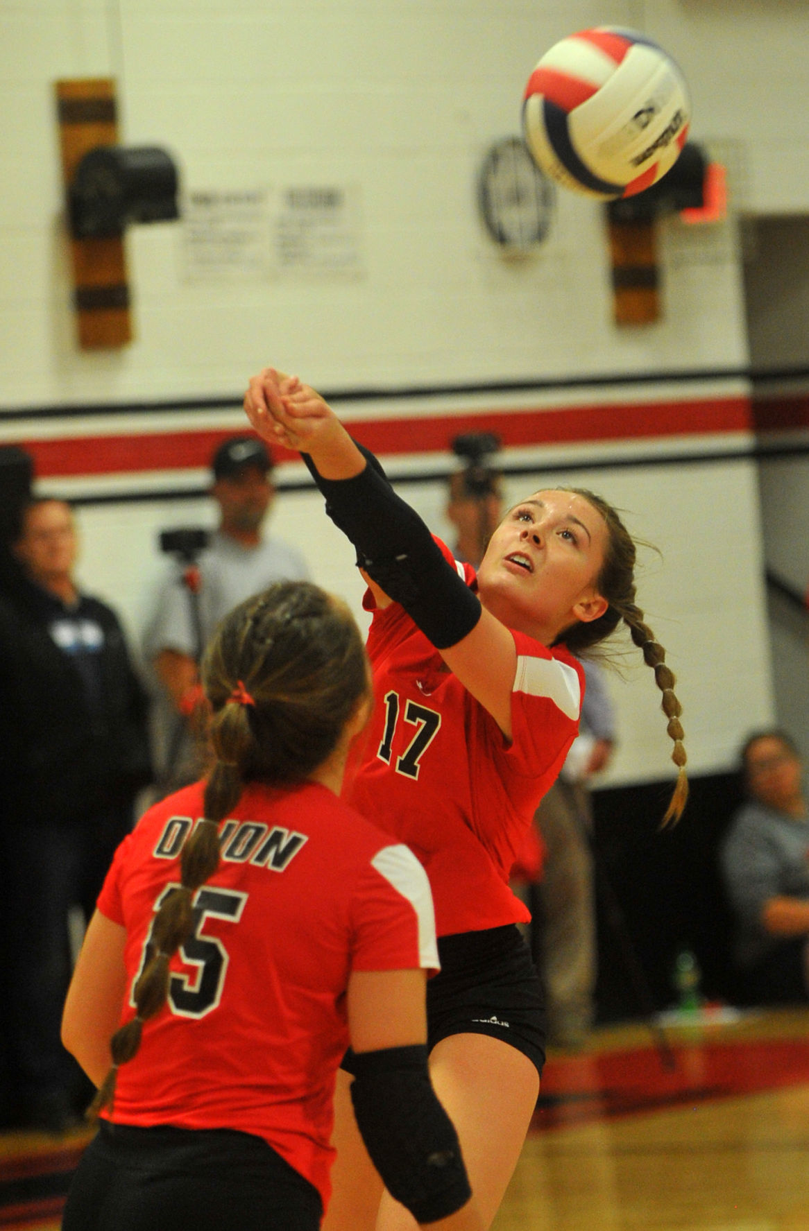 Orion vs Fulton volleyball.